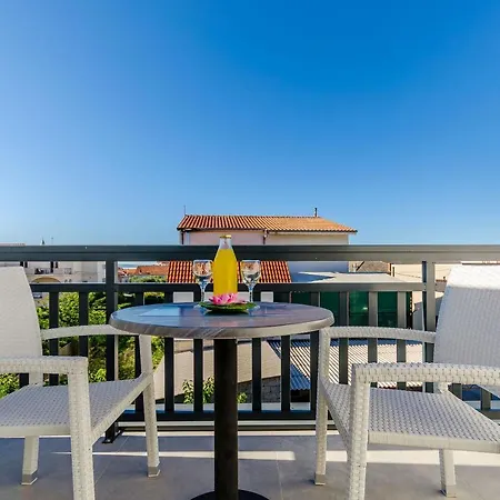 Guest house Saints Kastela