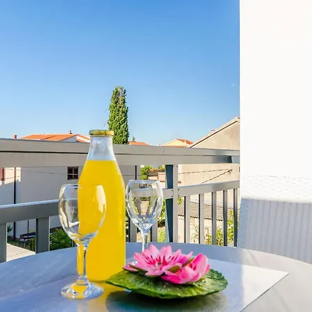 Guest house Saints Kastela