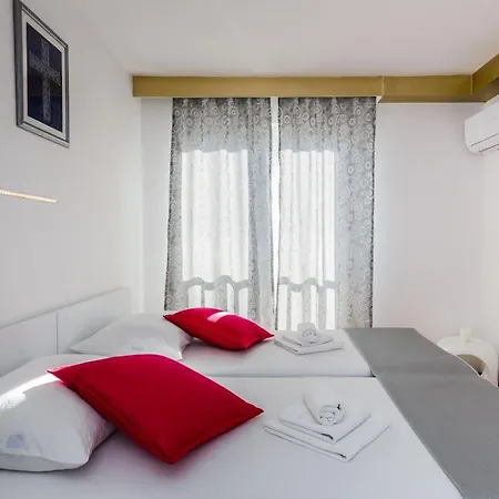Saints Kastela Guest house Kastel Stafilic