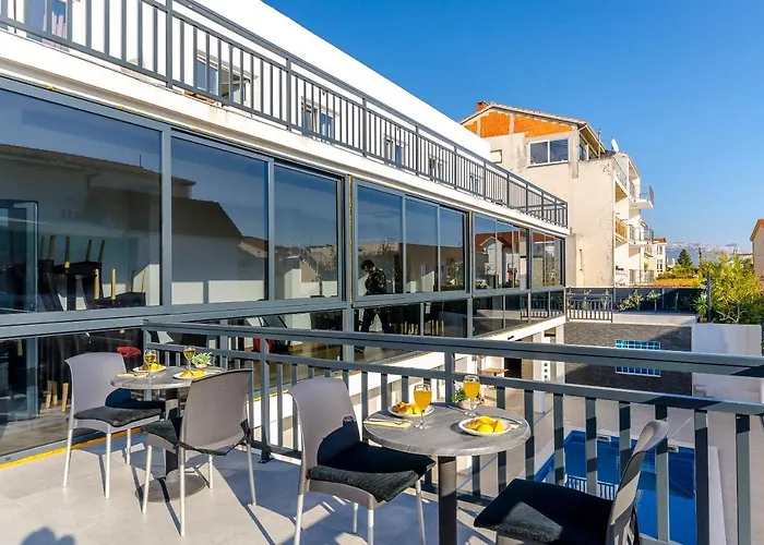 Saints Kastela Guest house 3*
